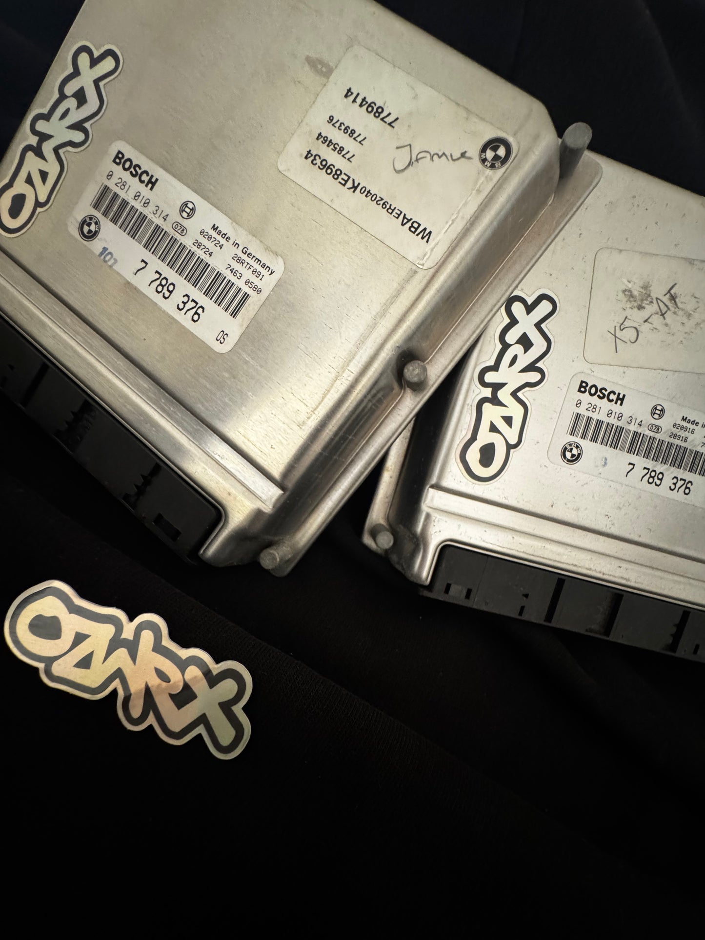 Signature OZworx sticker